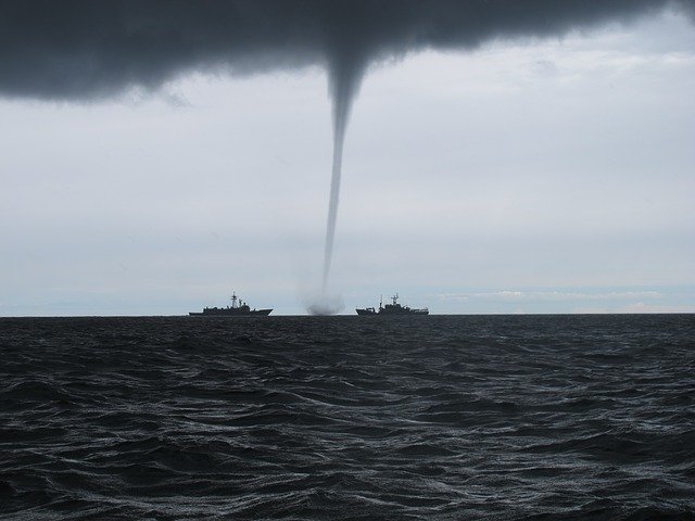 tornado-2090803-640-1620727385.jpg