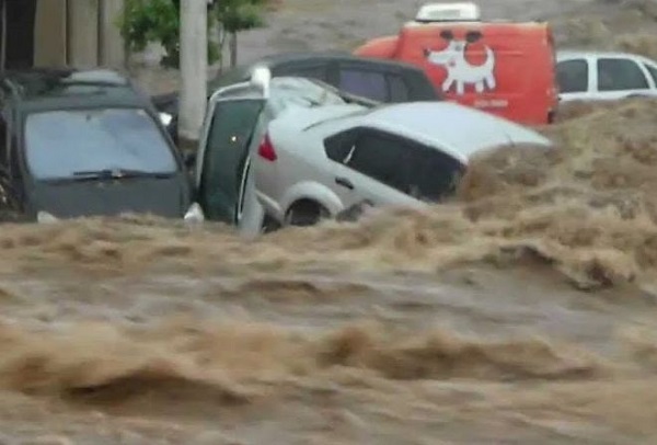 ძლიერი წვიმა და ქარიშხალი ბრაზილიაში