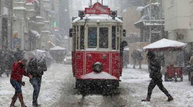 snow-in-istanbul-turkey-1675665921.jpg