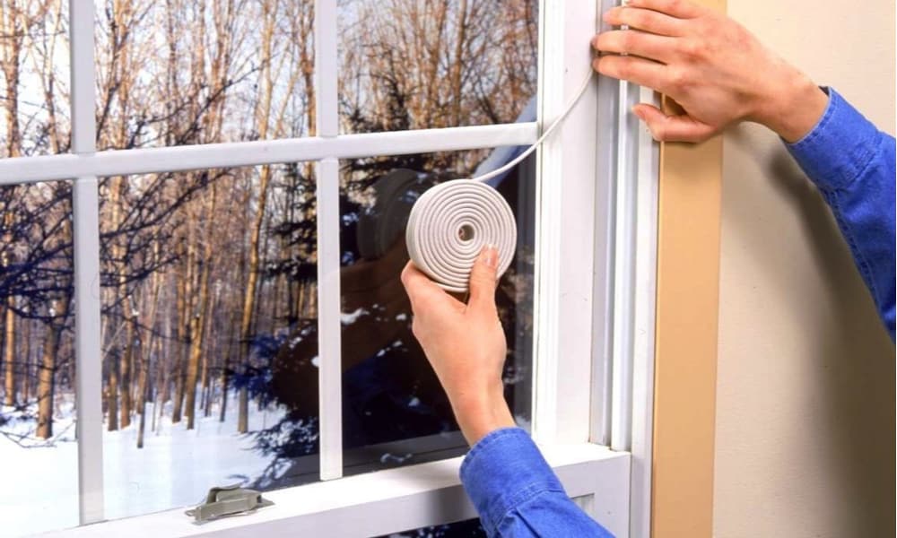 როგორ შევინარჩუნოთ სახლში სითბო - ხის ფანჯრების თბოიზოლაციის მარტივი გზები