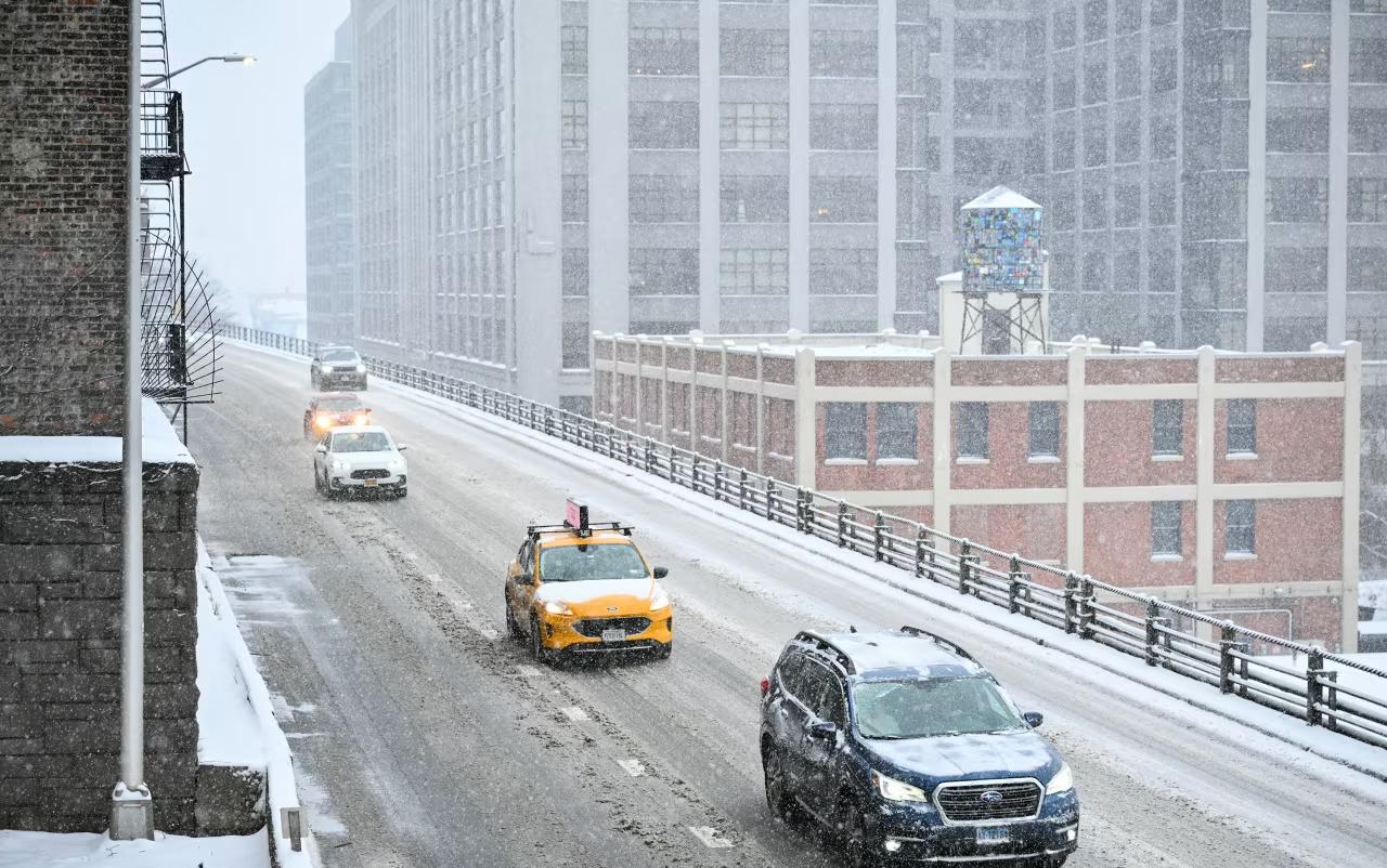 რა ხდება აშშ-ში, რომელიც განსაკუთრებულ ყინვას ებრძვის